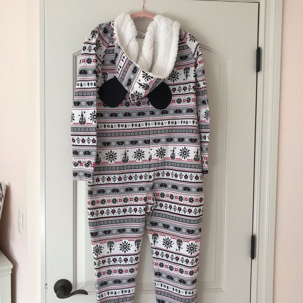 NWOT Authentic original Disney parks limited edition holiday onesie